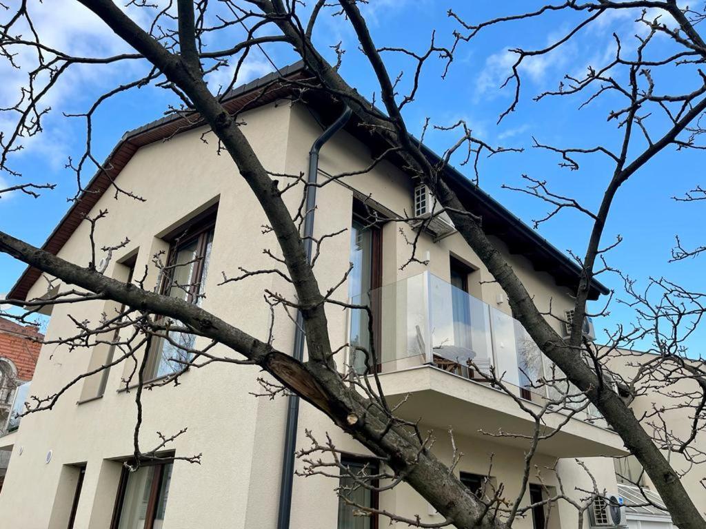 Nature In The City Lower Storey Bestern Szeged Extérieur photo